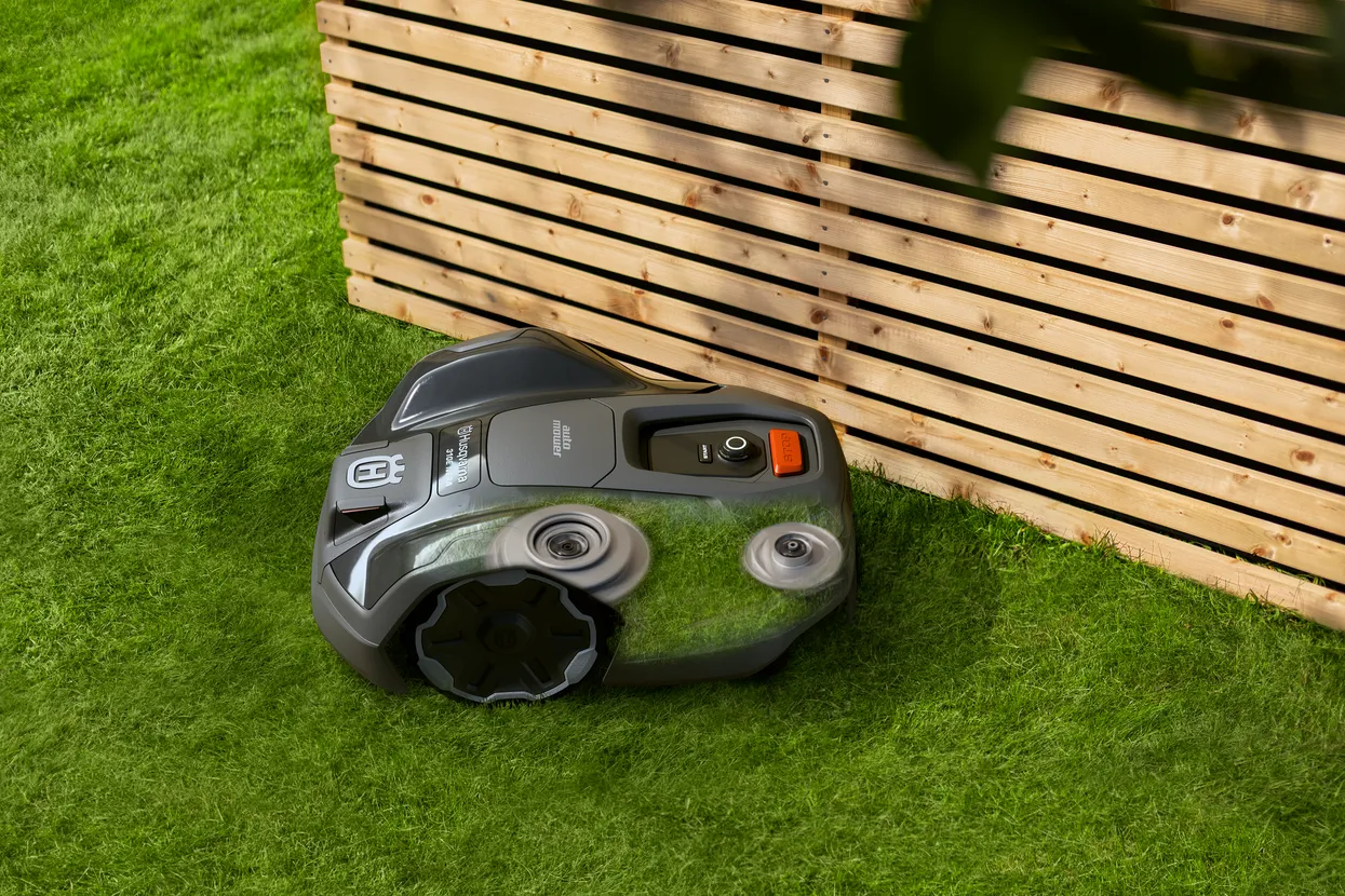 Husqvarna Automower® 305E NERA - Imagen 6